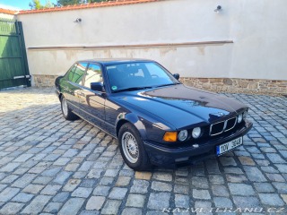 BMW 7 e32 750i v12