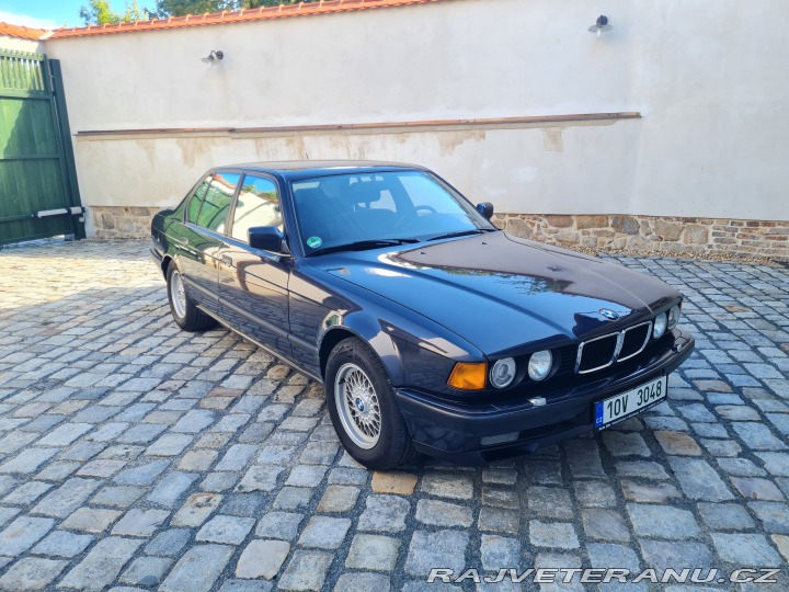 BMW 7 e32 750i v12 1991