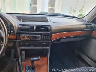 BMW 7 e32 750i v12 1991