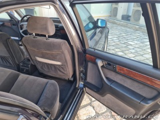 BMW 7 e32 750i v12 1991