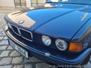 BMW 7 e32 750i v12 1991
