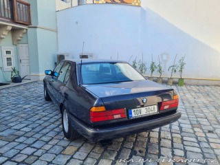 BMW 7 e32 750i v12 1991