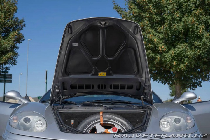 Ferrari 360 Modena V8 2001