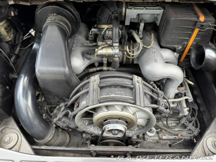 Porsche 911 3.2 CARRERA COUPE U9 1988