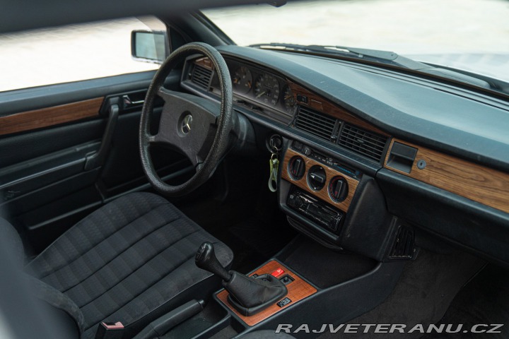 Mercedes-Benz 190 E 1.8 1991