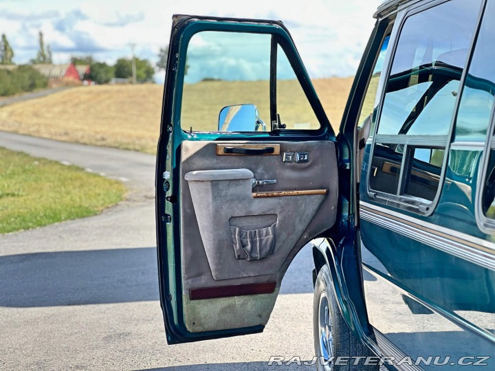 Chevrolet G20 5.7 V8 | Explorer 1995