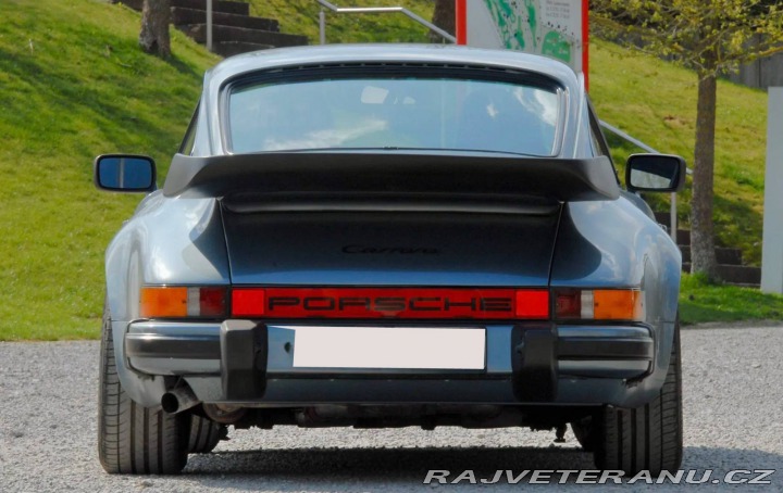 Porsche 911 Carrera 3.2 G-Model 1984