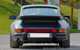 Porsche 911 Carrera 3.2 G-Model 1984