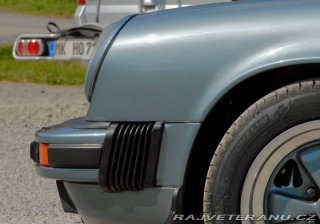 Porsche 911 Carrera 3.2 G-Model 1984