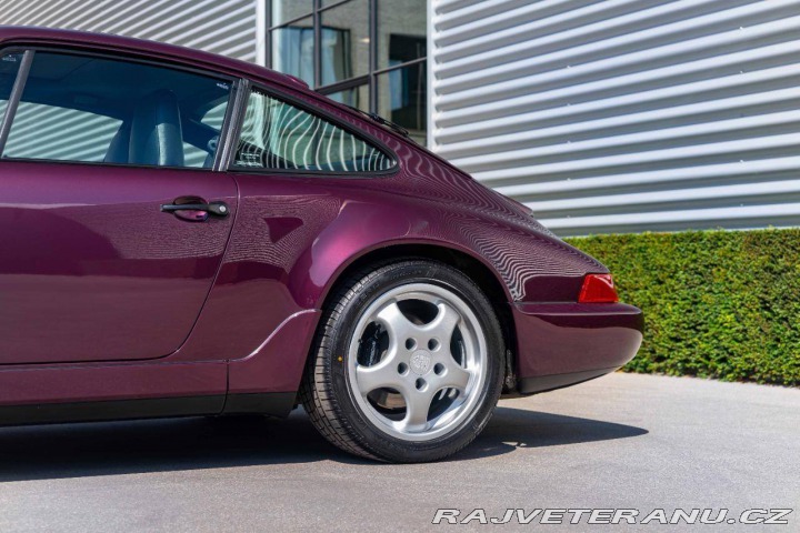 Porsche 911 Carrera 4 (964) 1992
