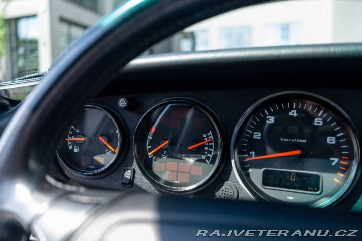 Porsche 911 Carrera 4 (964) 1992
