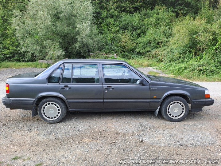 Volvo 940 GLT 1990