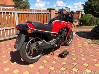 Kawasaki GPZ 750R 1986