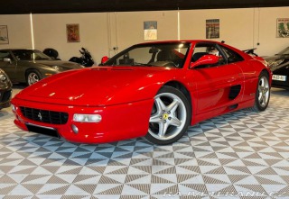 Ferrari 355 F355 3,5 l V8 DOHC