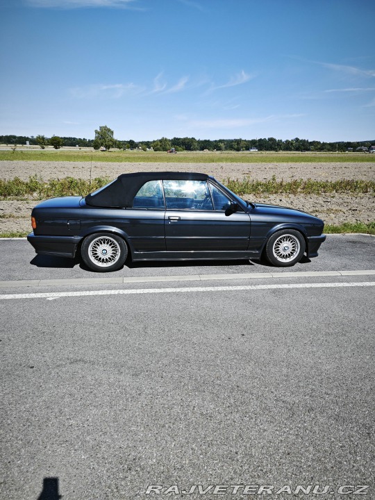 BMW 3 E30 325i 1986