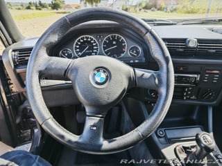 BMW 3 E30 325i 1986