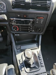 BMW 3 E30 325i 1986