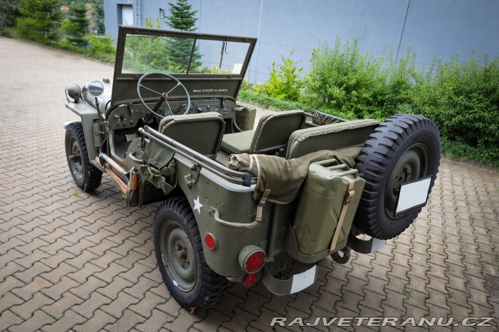 Jeep CJ MAHINDRA 1900