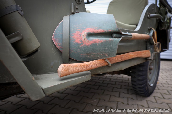 Jeep CJ MAHINDRA 1900