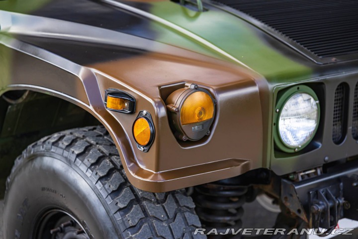 Ostatní značky Ostatní modely HMMWV M998 Humvee 1982