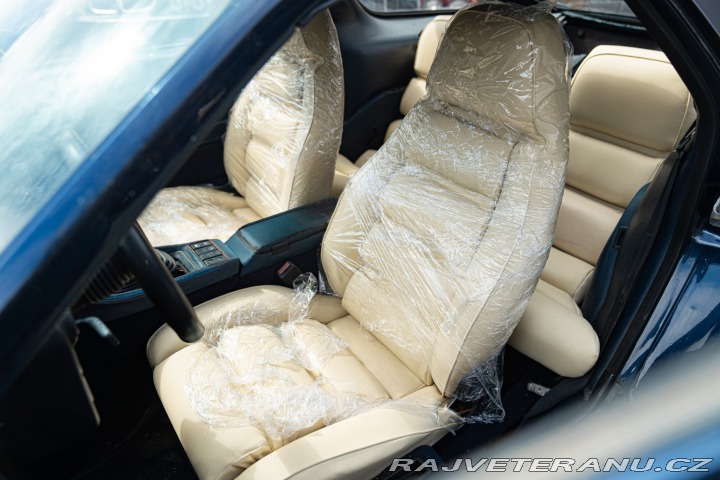 Porsche 928 1981