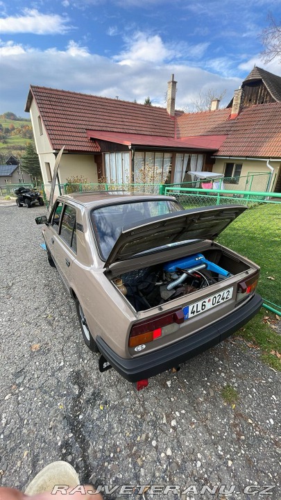 Škoda 120 1988