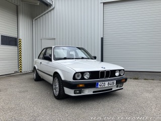 BMW 3 e30 320i