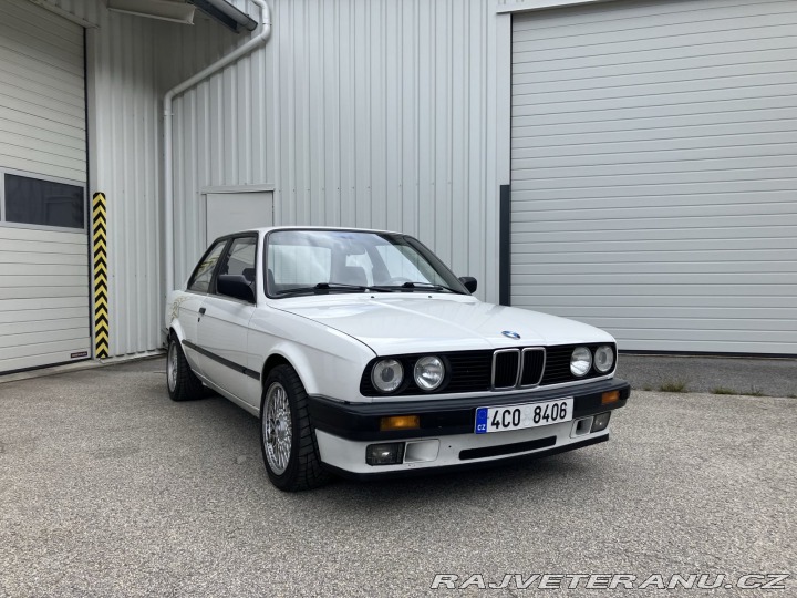 BMW 3 e30 320i 1988