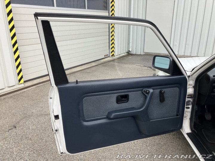 BMW 3 e30 320i 1988