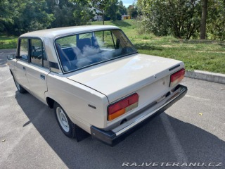 Lada 2107  1990