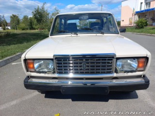 Lada 2107  1990