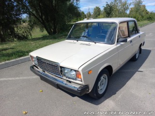 Lada 2107  1990