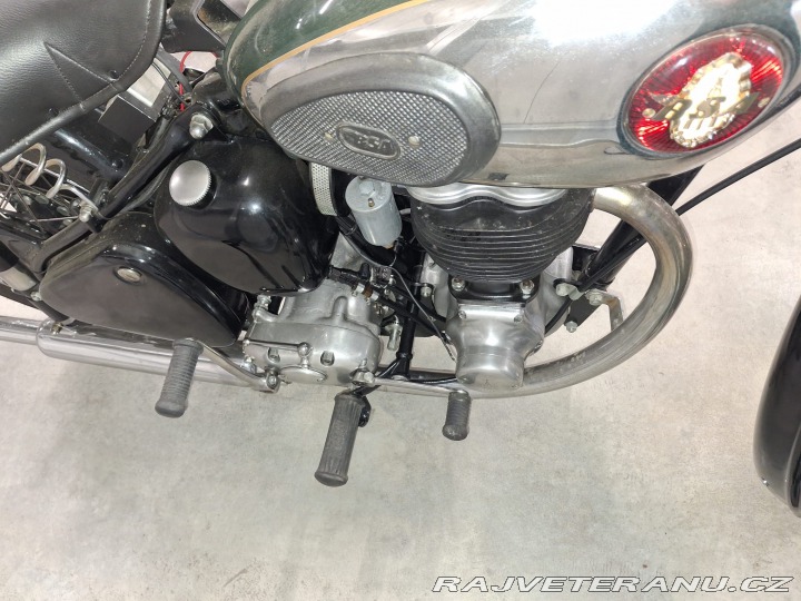 BSA C11 Deluxe 1952