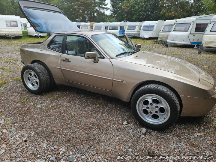 Porsche 944 Turbo 1986