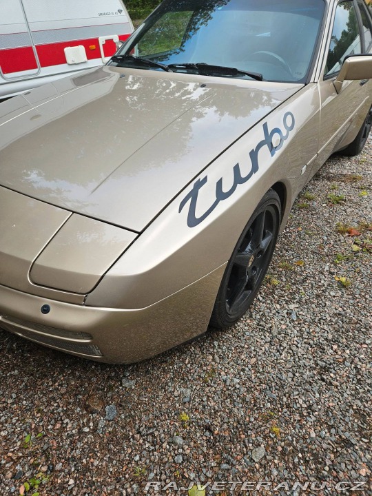 Porsche 944 Turbo 1986