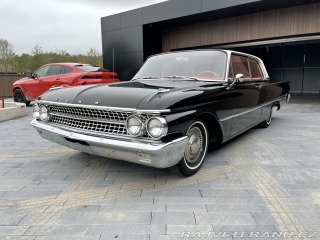 Ford Galaxie 