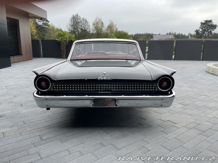 Ford Galaxie 1961