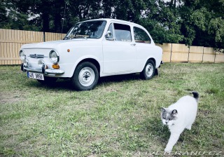 Fiat 850 sedan