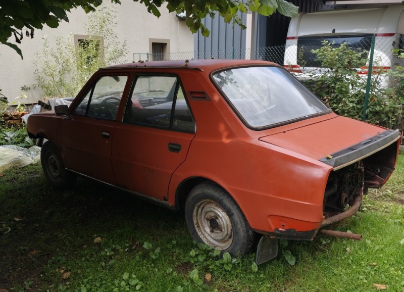 Škoda 120 
