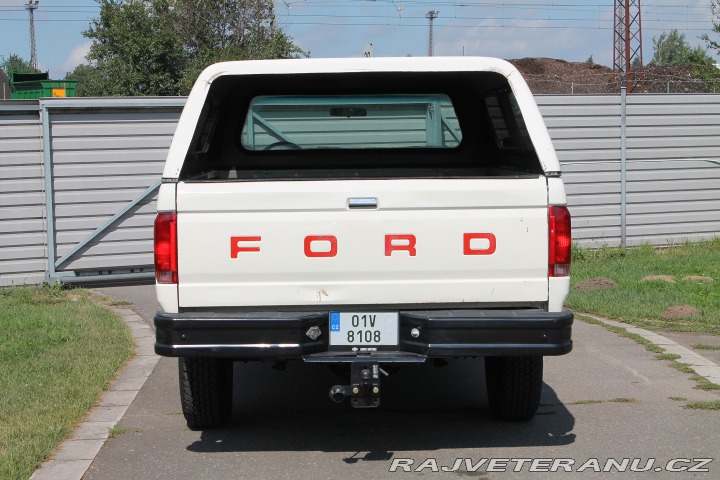 Ford F 250 4WD 302V8 DPH 1990