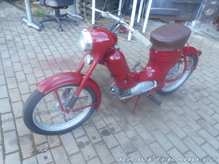 Jawa 50 550 pařez 1958