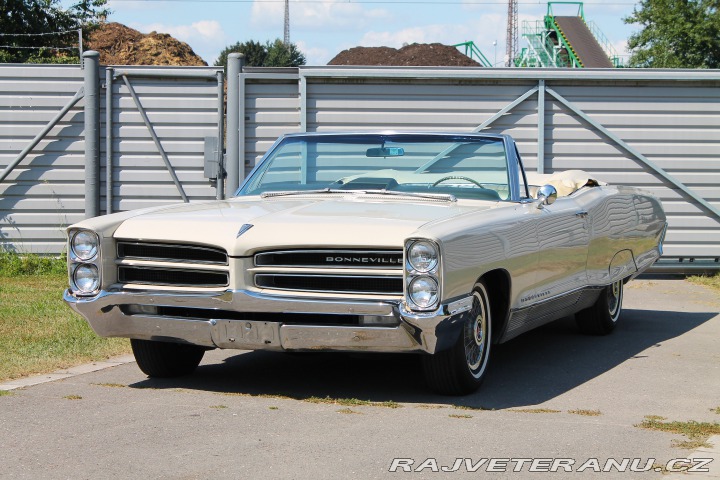 Pontiac Bonneville Convertible 389 V8 1966