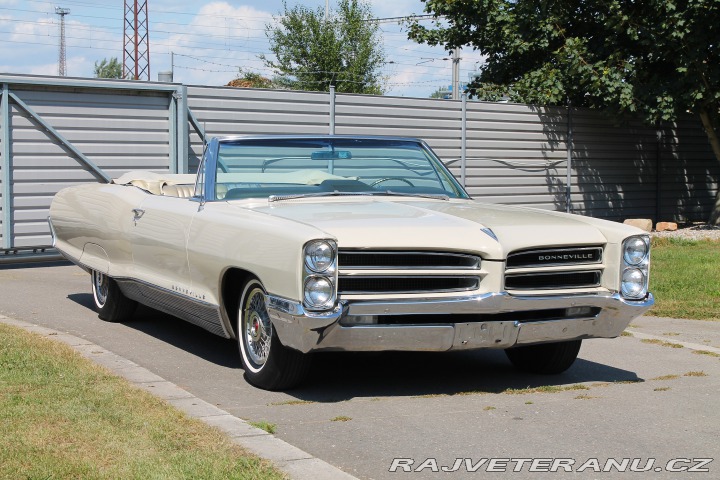 Pontiac Bonneville Convertible 389 V8 1966