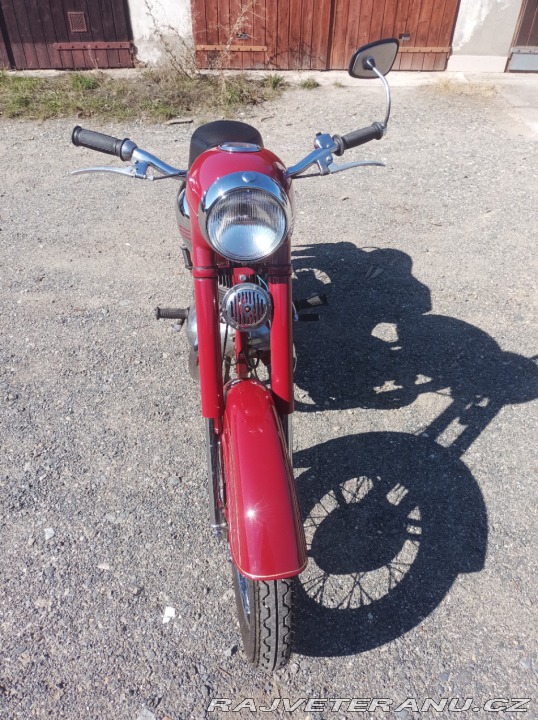 Jawa 250 353 kývačka 1955