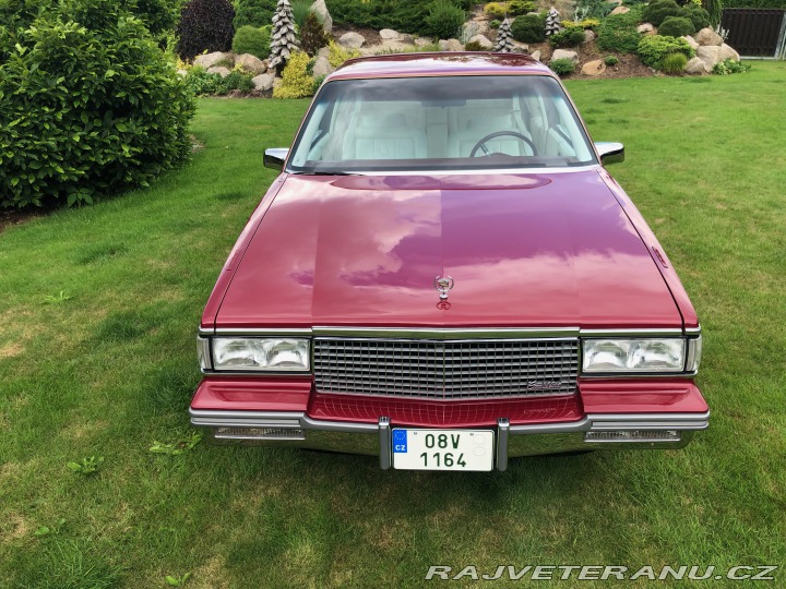 Cadillac Coupe de Ville  1987