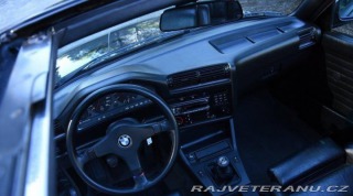 BMW M3 E30 M3 1987