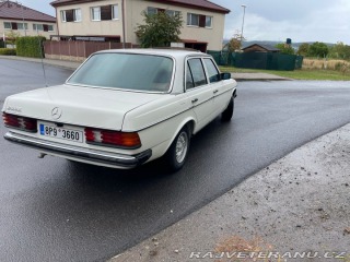 Mercedes-Benz 230 W123 1983