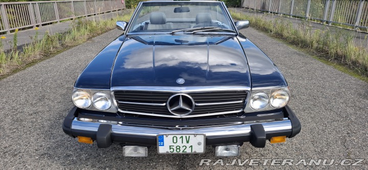Mercedes-Benz 380 W107 1984