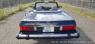 Mercedes-Benz 380 W107 1984
