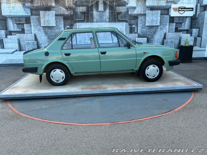 Škoda 105 L, 1987 1987